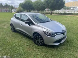 Cinza Usado 2013 Renault Clio IV Zen | € 8.500 (Bom preço)