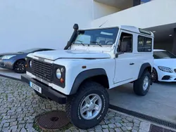 Branco Usado 1999 Land Rover Defender SUV | € 37.750 (Preço justo)