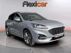 Cinza Usado 2022 Ford Kuga ST-Line SUV | € 22.990 (Preço justo)