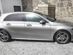 Cinzento Usado 2019 Mercedes A200 Citadino | € 28.500 (Preço justo)