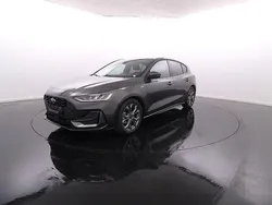 Cinzento Usado 2023 Ford Focus | € 26.900 (Preço justo)