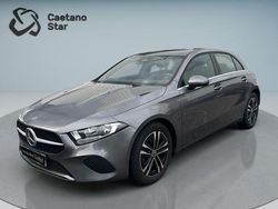 Cinza Usado 2024 Mercedes A200 Sedan | € 29.950 (Preço justo)