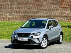 Cinza Usado 2022 Seat Arona Style SUV | € 14.900 (Bom preço)