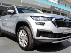 Cinza Usado 2023 Skoda Kodiaq Ambition SUV | € 38.990 (Preço elevado)