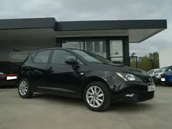 Preto Usado 2016 Seat Ibiza Reference Citadino | € 11.950 (Preço justo)