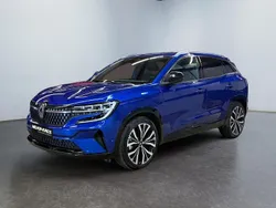 Azul Usado 2023 Renault Austral Iconic SUV | € 35.750 (Preço justo)