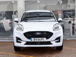 Branco Usado 2025 Ford Puma ST-Line SUV | € 25.990 (Preço justo)