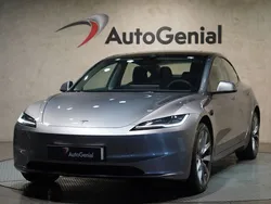 Cinza Novo 2024 Tesla Model 3 Sedan | € 43.990
