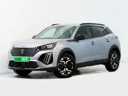 Cinzento Usado 2024 Peugeot 2008 SUV | € 19.900 (Preço justo)