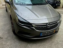 Usado 2017 Opel Astra Sedan | € 8.500 (Bom preço)