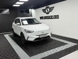Branco Usado 2022 MG ZS Comfort Sedan | € 19.990 (Preço justo)