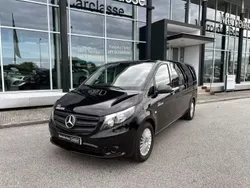 Preto obsidian Usado 2023 Mercedes e-Vito Monovolume | € 76.875