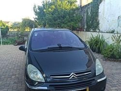 Usado 2005 Citroën Xsara Picasso Monovolume | € 2.900 (Preço elevado)
