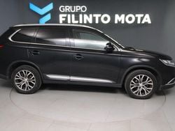 Preto Usado 2018 Mitsubishi Outlander Intense SUV | € 21.990 (Preço justo)