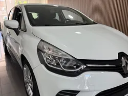 Branco Usado 2019 Renault Clio IV Zen | € 9.400 (Bom preço)