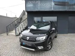 Cinzento Usado 2017 Dacia Sandero Stepway Citadino | € 11.990 (Preço justo)