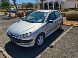 Usado 2002 Peugeot 206 Citadino | € 1.350