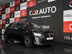 Preto Usado 2024 Peugeot 208 Active Citadino | € 18.900 (Preço justo)