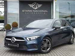Azul Usado 2020 Mercedes A180 Style | € 22.900 (Bom preço)