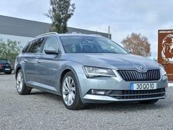 Cinza Usado 2015 Skoda Superb Style Carrinha | € 13.950