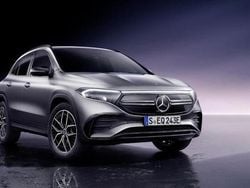 Cinzento Usado 2021 Mercedes EQA250 Progressive SUV | € 29.900