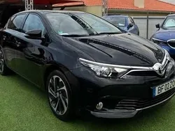 Usado 2016 Toyota Auris Sedan | € 14.900