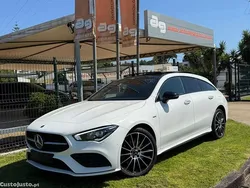 Branco Usado 2022 Mercedes CLA250e AMG line Sedan | € 34.500 (Preço justo)