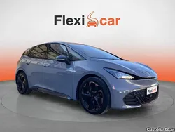 Cinza Usado 2022 Cupra Born Citadino | € 23.790 (Preço justo)