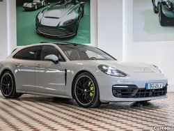 Cinza Usado 2021 Porsche Panamera 4 Sedan | € 94.000 (Bom preço)