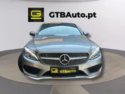 Cinza Usado 2017 Mercedes C200 AMG line Sedan | € 23.499