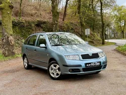 Cinzento Usado 2005 Skoda Fabia Ambiente Carrinha | € 3.000 (Preço justo)