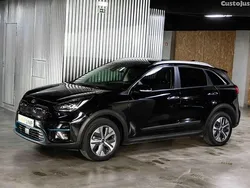 Preto Usado 2021 Kia e-Niro Spirit SUV | € 25.250 (Preço justo)