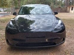 Preto Usado 2023 Tesla Model Y Standard Range SUV | € 31.890 (Bom preço)