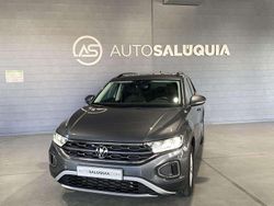 Cinzento Usado 2024 VW T-Roc SUV | € 24.900 (Preço justo)