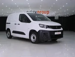 Branco Usado 2022 Peugeot Partner Monovolume | € 13.490 (Bom preço)