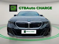 Preto Usado 2024 BMW i5 Comfort Edition Sedan | € 74.900