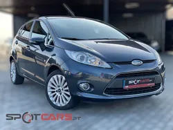 Cinza Usado 2010 Ford Fiesta Titanium Citadino | € 6.990 (Preço elevado)