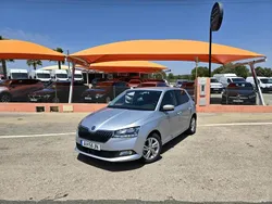 Cinzento Usado 2021 Skoda Fabia Style Carrinha | € 15.950 (Preço justo)