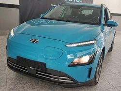 Azul Usado 2023 Hyundai Kauai SUV | € 19.900 (Preço justo)