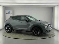Cinzento Usado 2024 Nissan Juke SUV | € 23.990 (Preço justo)