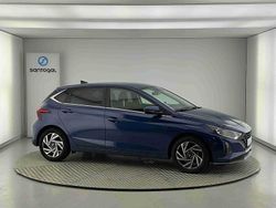 Azul Usado 2024 Hyundai i20 Comfort Citadino | € 17.490 (Bom preço)