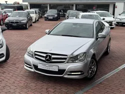 Cinza Usado 2013 Mercedes C220 Coupé | € 17.900