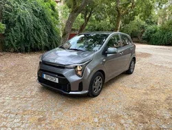 Cinza Usado 2024 Kia Picanto Urban Citadino | € 16.250 (Preço justo)