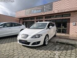 Branco Usado 2010 Seat Leon Ecomotive Citadino | € 7.999 (Preço justo)