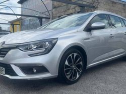 Cinzento Usado 2018 Renault Mégane IV Carrinha | € 12.490 (Preço justo)