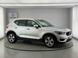 Cinzento Usado 2019 Volvo XC40 SUV | € 27.490 (Preço justo)