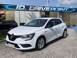 Branco Usado 2019 Renault Mégane IV LIMITED | € 14.900 (Preço justo)