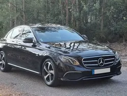 Usado 2019 Mercedes E220 Style Sedan | € 35.000