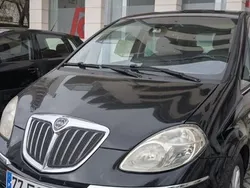 Preto Usado 2008 Lancia Musa Monovolume | € 3.900