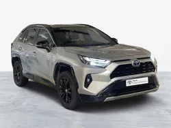 Cinza (pintura metalizada) Usado 2024 Toyota RAV4 SUV | € 46.000